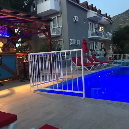 Golden Gate Oludeniz 酒店 3*